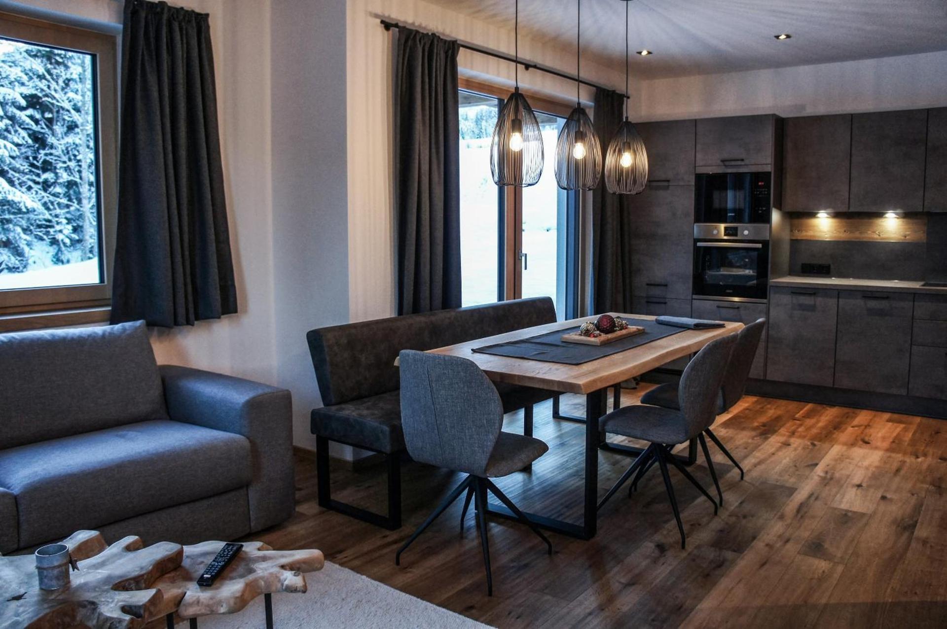 Apartment mit Terrasse