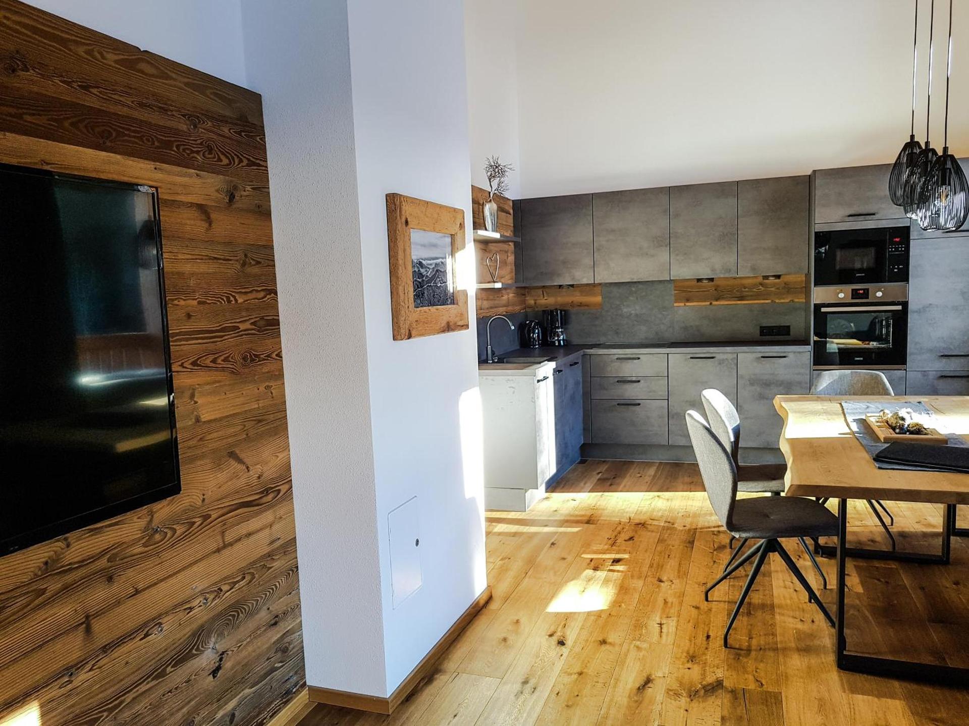 Apartment mit Balkon - 7